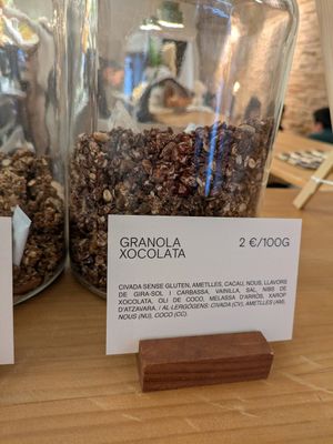Chocolate granola at La Consciente - Gràcia in Barcelona