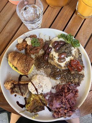 Breakfast 💛  at Von Zehn bis Vier at Academy Bar in Salzburg