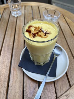 Mango Lassi  at Von Zehn bis Vier at Academy Bar in Salzburg