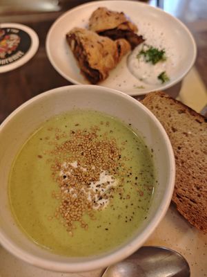  at Von Zehn bis Vier at Academy Bar in Salzburg