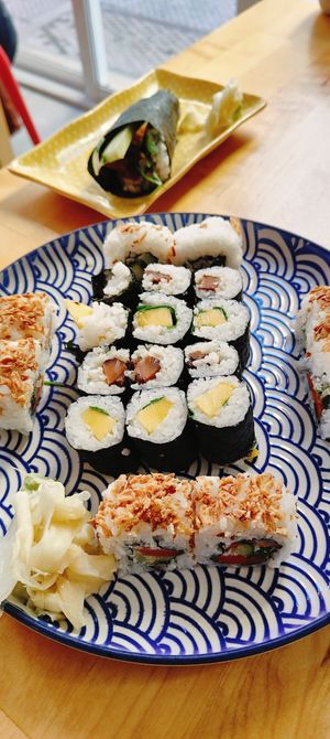 Shusi vegano variado at Sushi Cru in Valencia