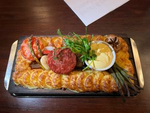 Plankstek med juicy marbles  at Glada Stinsen in Stockholm