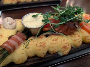 Planked steak, with vegan Juicy Marbles, bacon and duchess potatoes. #Veganuary at Glada Stinsen in Stockholm