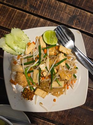 Pad thai at Tamarind Restaurant in Koh Lanta