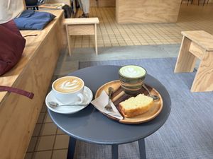 Vegan sinaasappelcake   at kohi koffiebar in Haarlem