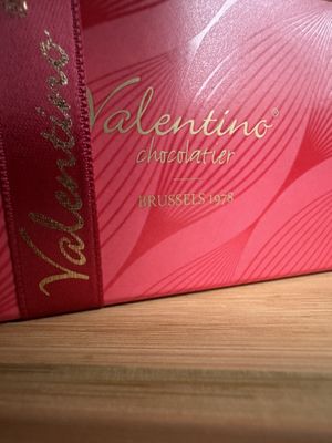 Ballotin à 15€  at Valentino Chocolatier in La Louviere