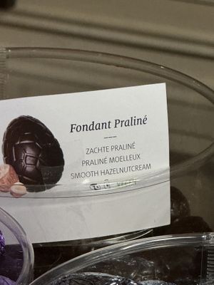 Praliné moelleux   at Valentino Chocolatier in La Louviere