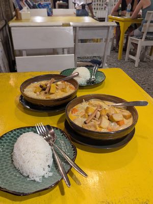 Massaman (requested vegan) at Black Bananas in Koh Kut