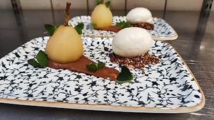 Pear Belle Helene Vegan at Banegaardshotellet in Vojens