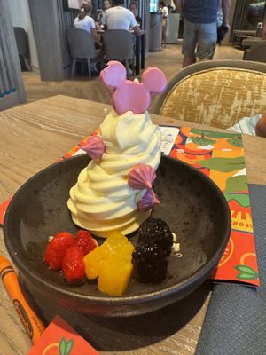   at WALT DISNEY WORLD - Wailulu Bar and Grill  in Lake Buena Vista