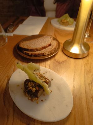  at Fronda Pasaje BCN in Barcelona