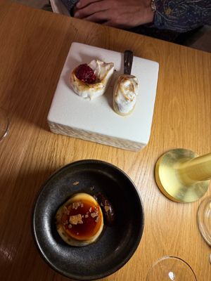  at Fronda Pasaje BCN in Barcelona