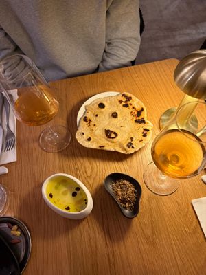  at Fronda Pasaje BCN in Barcelona