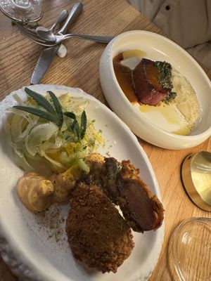Lions mane Katsu and steak   at Fronda Pasaje BCN in Barcelona