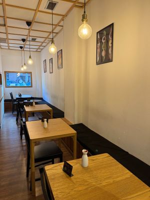 Cute interior at Mochisan in Valencia