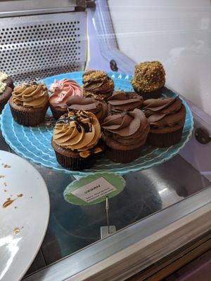 The vegan cupcakes at Cupcakeladen in Berlin