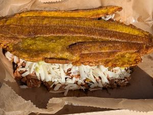 Massive vegan jackfruit patacon #Veganuary at Salsa Rosada in St Louis