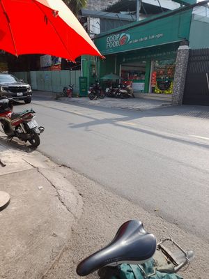 Outside #Veganuary at Bánh mì chay Khôi - Thoại Ngọc Hầu in Ho Chi Minh City