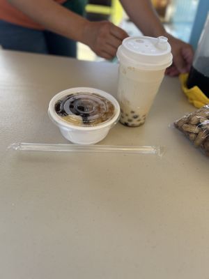 Taho and soy milk   at The Guam Farmers Market in Guam