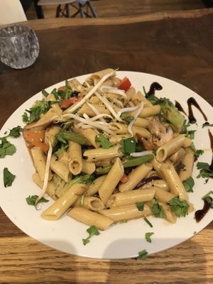 asia pasta at Vengo Die Gemusekuche in Bremen