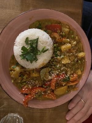 Curry mit Reis #Veganuary at Vengo Die Gemusekuche in Bremen