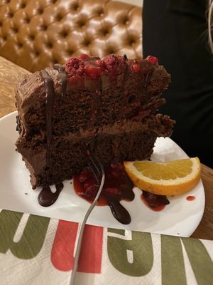 Veganer Schokokuchen.  at Vengo Die Gemusekuche in Bremen