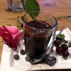 vegan avocado chocolate pudding at Vengo Die Gemusekuche in Bremen