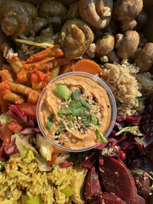 Vegan, enthält Gluten in Sojasoße  at Vengo Die Gemusekuche in Bremen