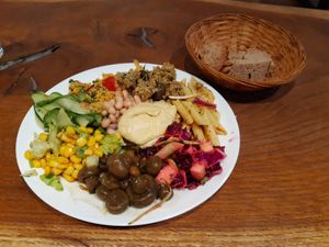 Asian antipasti at Vengo Die Gemusekuche in Bremen