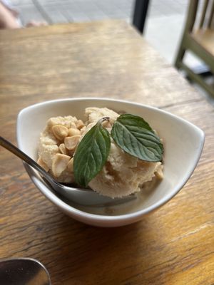 Peanut ice cream   at Te Quiero Verde in San Cristobal De Las Casas
