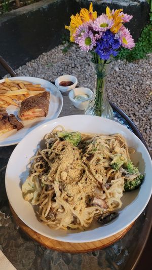Pasta Alfredo & Cordon Blue 😍 at Te Quiero Verde in San Cristobal De Las Casas