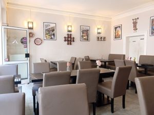 inside of the restaurant at Thali in Cologne