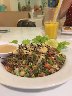 Rice salad at Kin-Lum Vegetarian in Chiang Mai