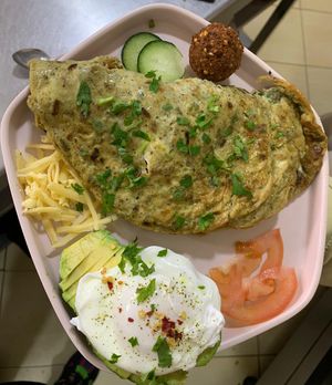 Brunch time at Falafel Terrace & Brunch in Marrakech