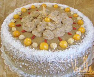 you can have a bog cake for your birthday, wedding day or another holiday and you can choose the cream and the taste. This one was with banana, tahini, goji berry and hazelnuts at Vanilla Kitchen in Sofia