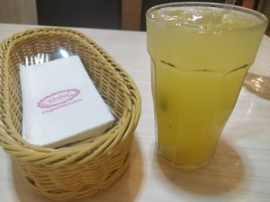 Fresh calamansi  juice at Gokul Raas Vegetarian - Little India in Central Singapore