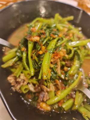 Chilli Kangkong 🌶 🌶 🌶 ~ 10/11/22 at Gokul Raas Vegetarian - Little India in Central Singapore