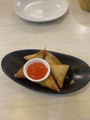 Samosas  at Gokul Raas Vegetarian - Little India in Central Singapore