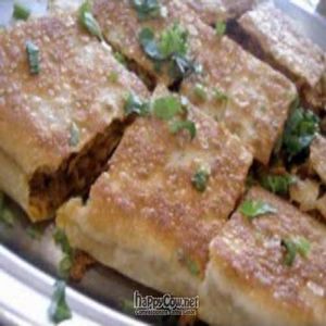 Vegetarian Murtabak Mutton (is some kind of bread that come with minced meat and curry sauce) at Gokul Raas Vegetarian - Little India in Central Singapore