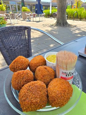 Bitterballen at Dorpshuis D'n Ostpit in Zeeland