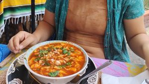  at DeAca Restaurante in Mexico City