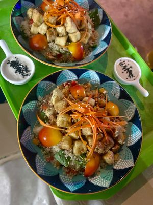 Healthy and yummy quinoa salad with local greens, veggies, banana flower and tofu puffs. Served with tahini-calamansi sauce 🤍 at Herbalist by Nitevo Reggae Bar and Restaurant in San Vicente Palawan