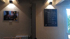 Intérieur et menu at La Veg'It  in Seyssins