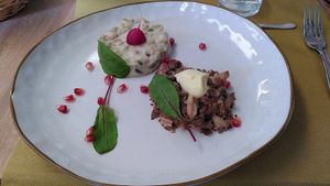 Tartares de légume et de pleurote at La Veg'It  in Seyssins