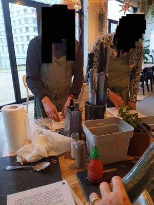 Palak aan het bereiden at Lenna's Kitchen in Den Bosch