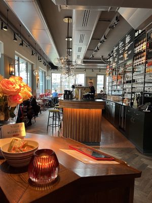 Inside the restaurant. A nice vibe   at L'Osteria - Bauhausplatz in Munich