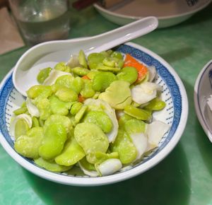 Lillies and beans at Café China - 傾國傾城 in New York City