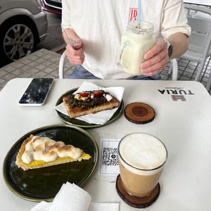   at fronda cafe  in Valencia