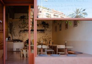 fachada at Lombarda in Barcelona