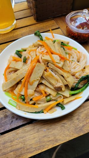 Stir fried noodles at Hanoi Vibes Hostel & U Bread in Hanoi